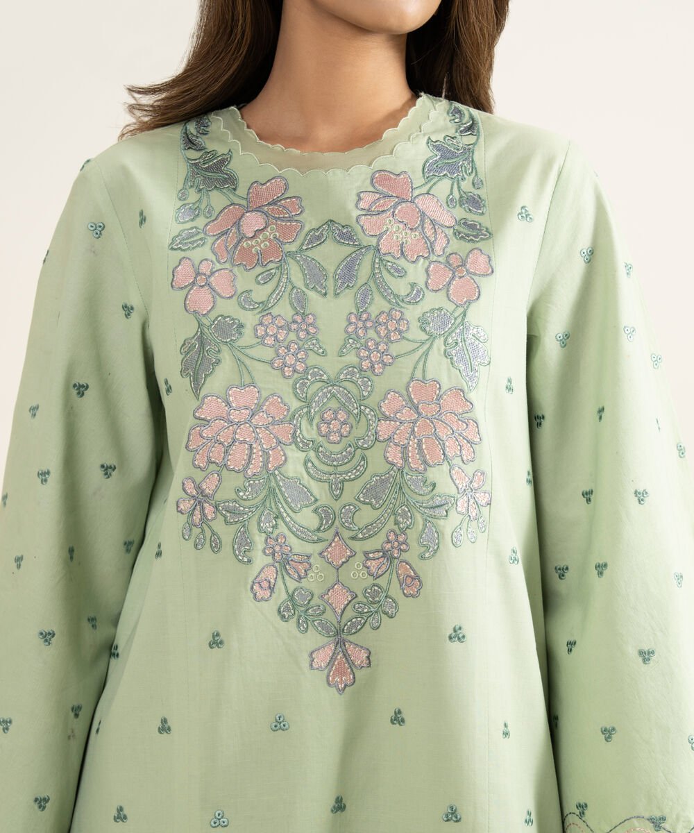 3 Piece - Embroidered Lawn Suit