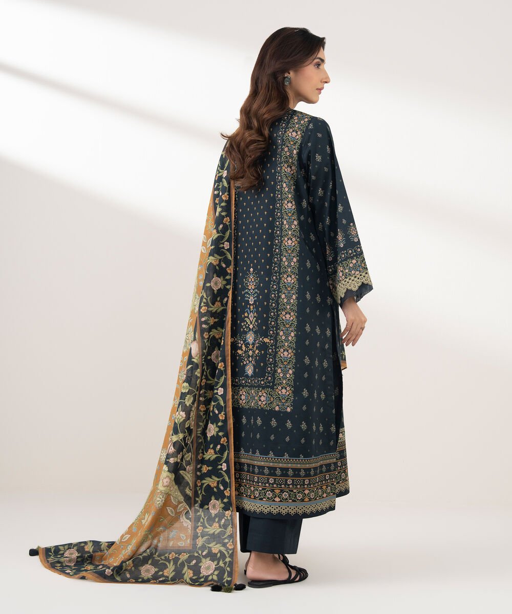3 Piece - Embroidered Lawn Suit
