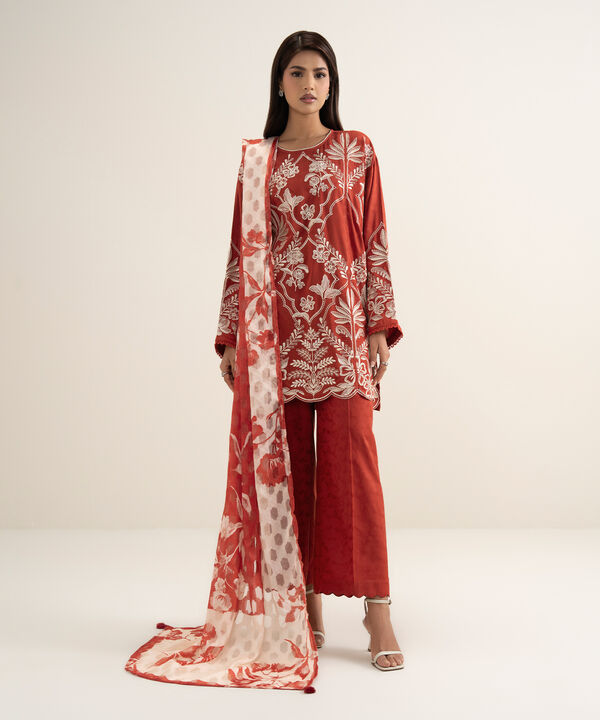 Embroidered Arabic Jacquard Shirt
