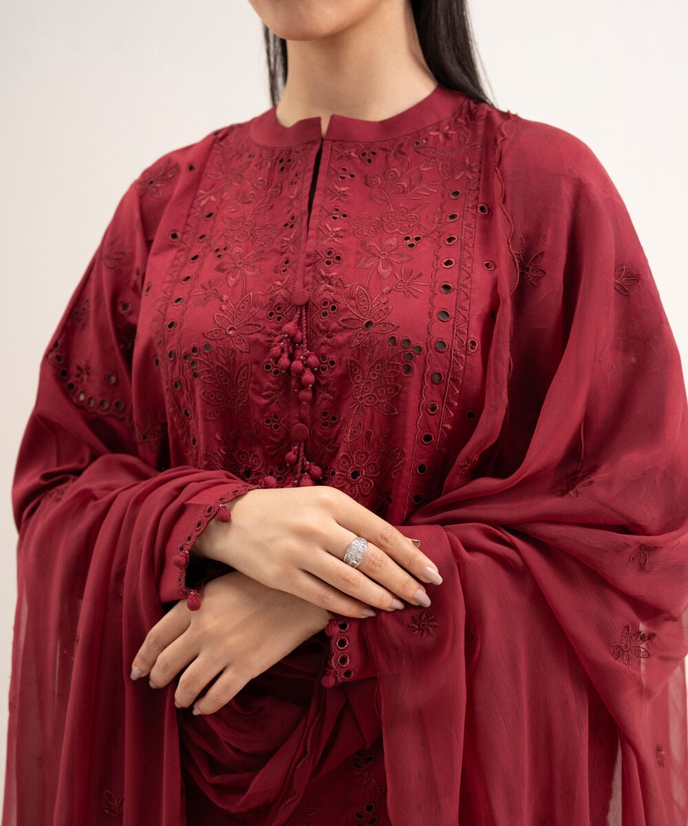 3 Piece - Embroidered Lawn Suit
