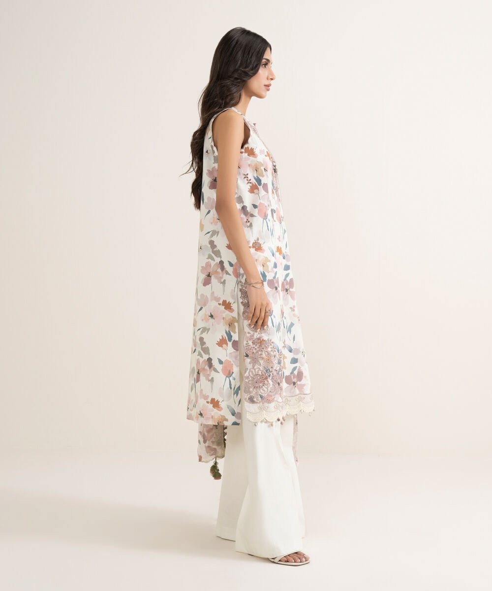 3 Piece - Embroidered Lawn Suit