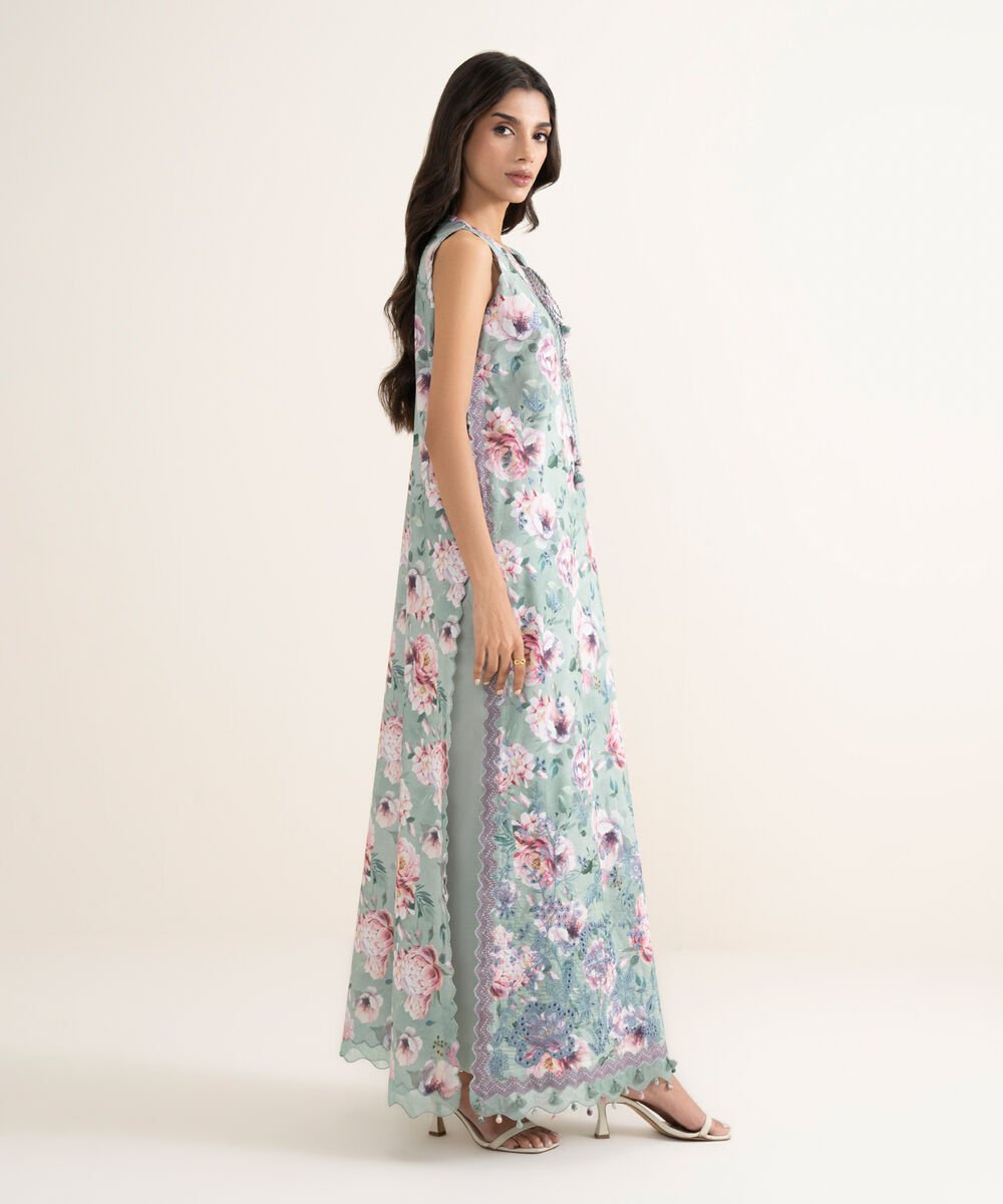 3 Piece - Embroidered Lawn Suit