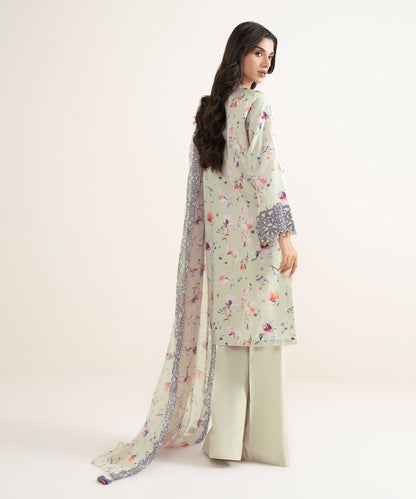 3 Piece - Embroidered Lawn Suit