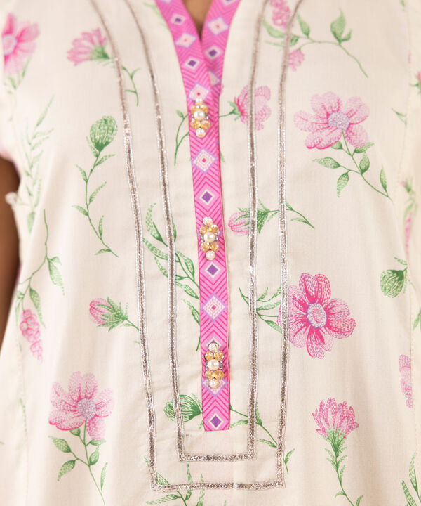 3 PIECE - PRINTED LAWN SUIT