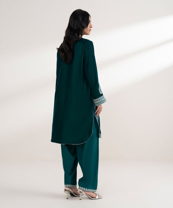 2 Piece - Embroidered Velvet Suit