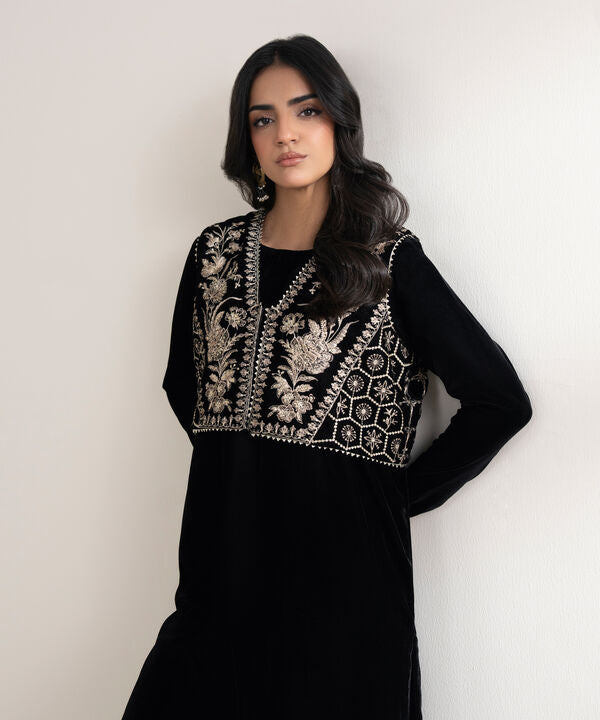 2 Piece - Embroidered Velvet Suit