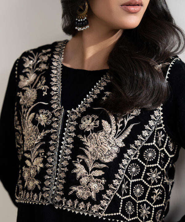 2 Piece - Embroidered Velvet Suit