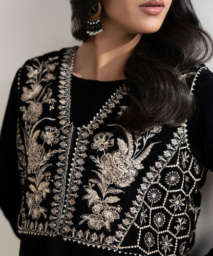 2 Piece - Embroidered Velvet Suit