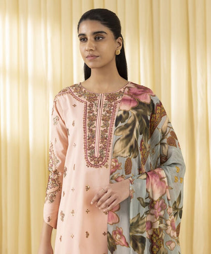 3 Piece - Embroidered Lawn Suit (Unstitched)