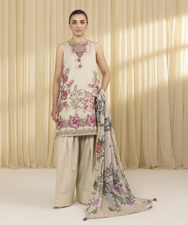 3 Piece - Embroidered Lawn Suit (Unstitched)