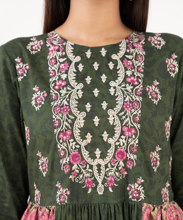 Embroidered Lawn Viscose Pishwas