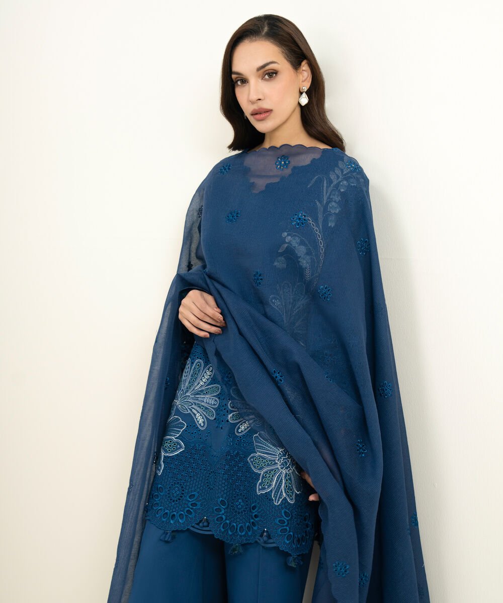 3 Piece - Embroidered Lawn Suit