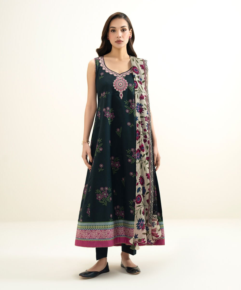 3 Piece - Embroidered Lawn Suit