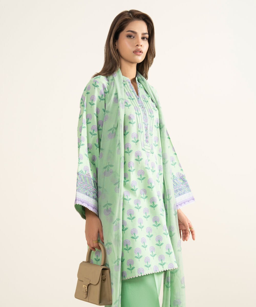 3 Piece - Embroidered Lawn Suit