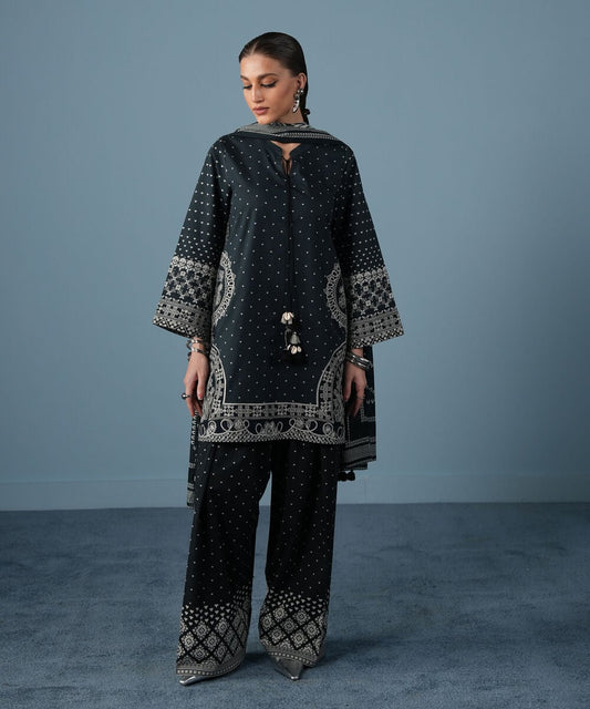 3 Piece - Embroidered Lawn Suit