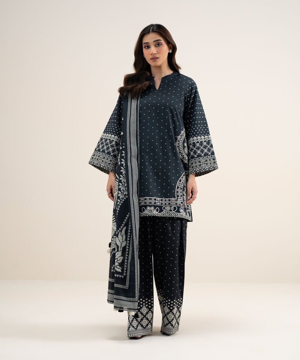 3 Piece - Embroidered Lawn Suit