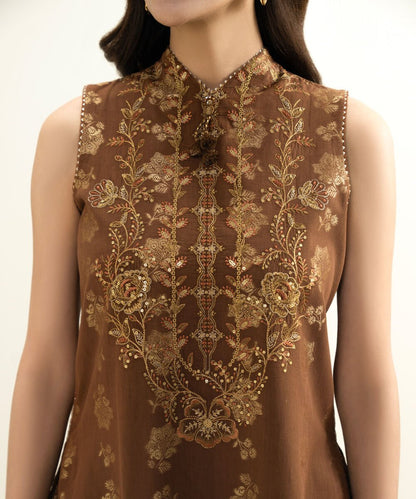 3 Piece - Embroidered Jacquard Suit