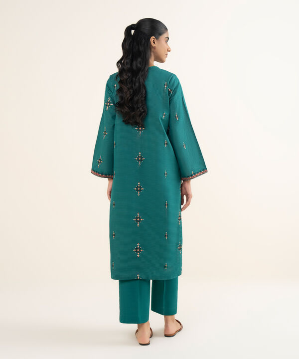 Embroidered Textured Slub Shirt