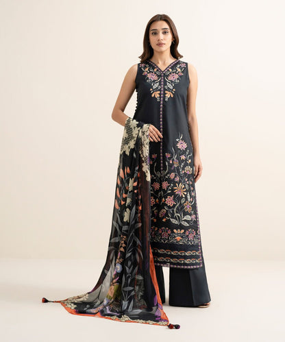 3 Piece - Embroidered Lawn Suit