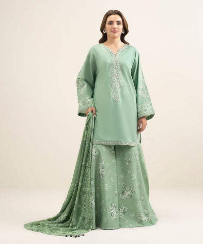 3 Piece - Embroidered Lawn Suit