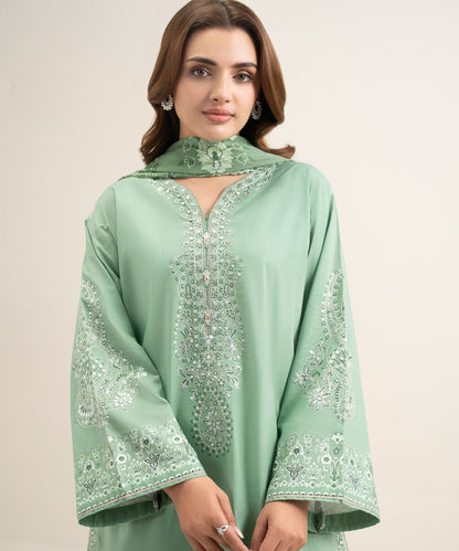 3 Piece - Embroidered Lawn Suit