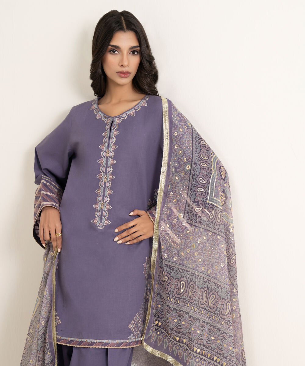 3 Piece - Embroidered Lawn Suit