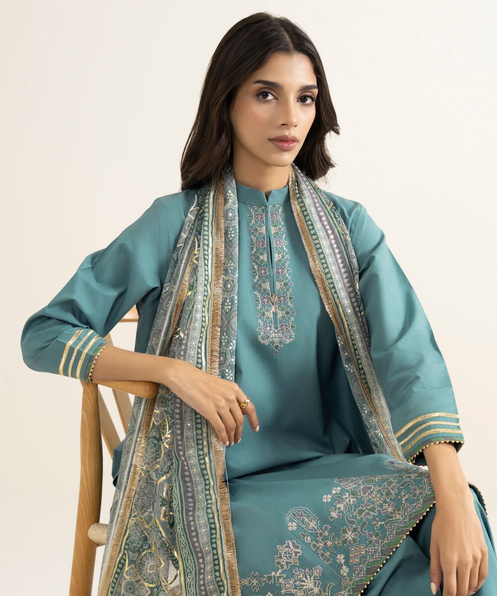 3 Piece - Embroidered Lawn Suit