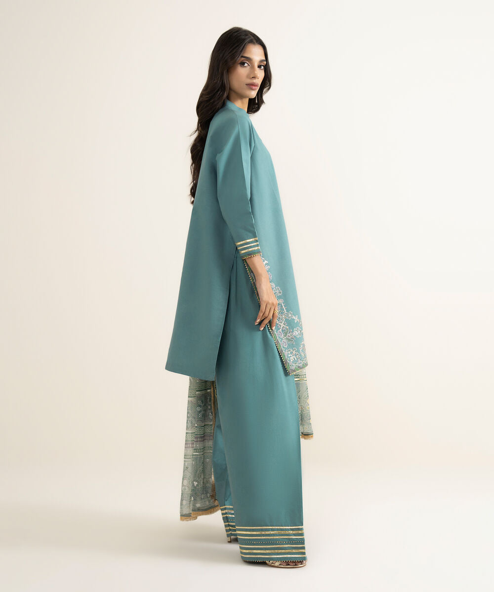 3 Piece - Embroidered Lawn Suit