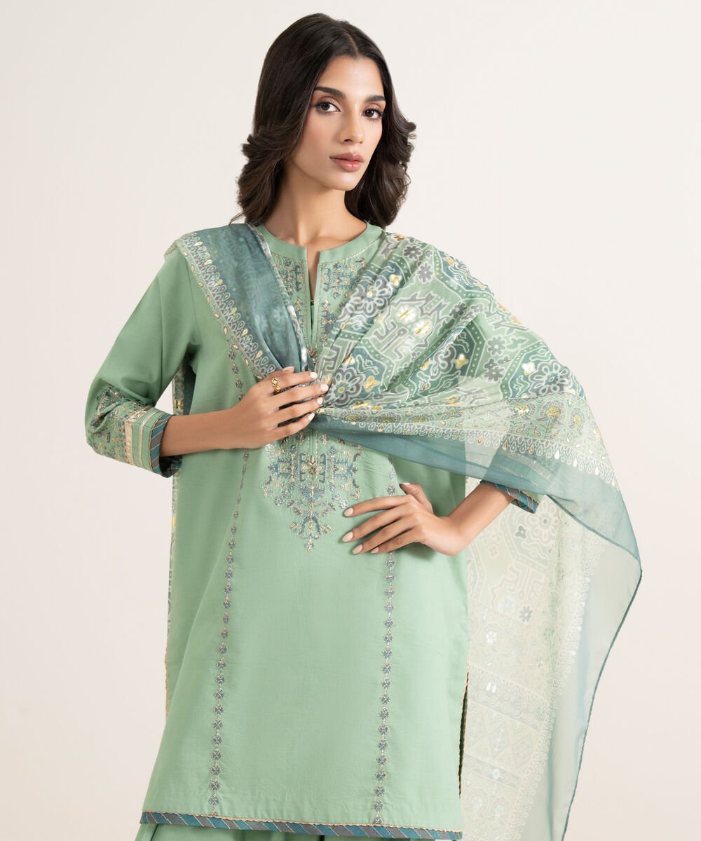 3 Piece - Embroidered Lawn Suit