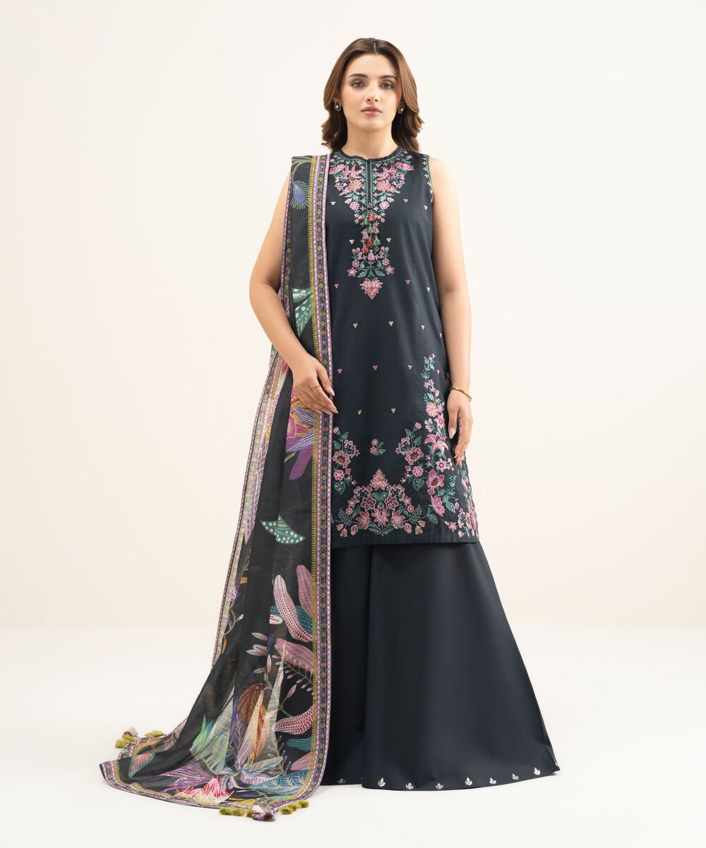 3 Piece - Embroidered Lawn Suit