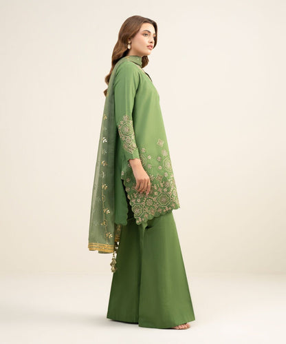 3 Piece - Embroidered Zari Lawn Suit
