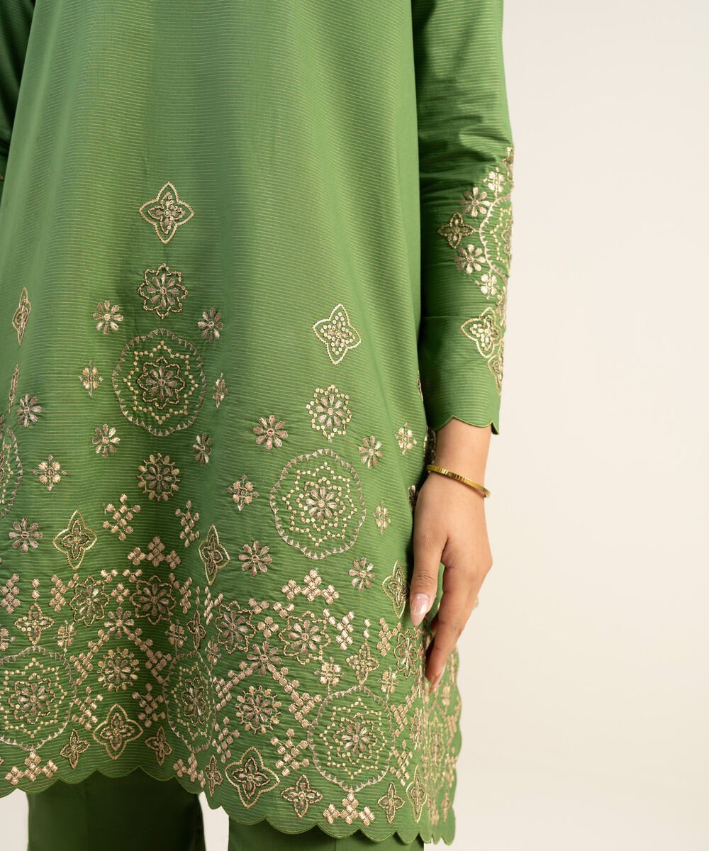 3 Piece - Embroidered Zari Lawn Suit