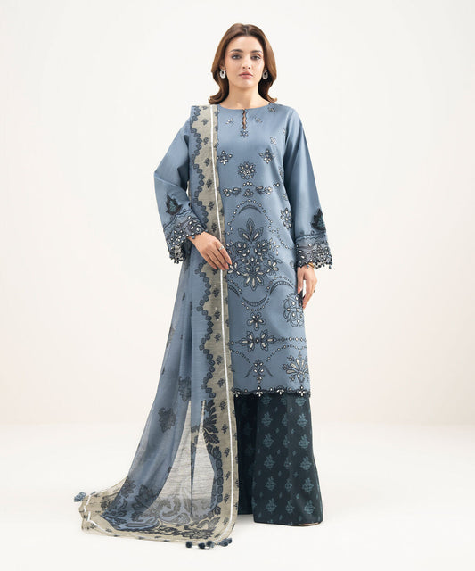 3 Piece - Embroidered Lawn Suit