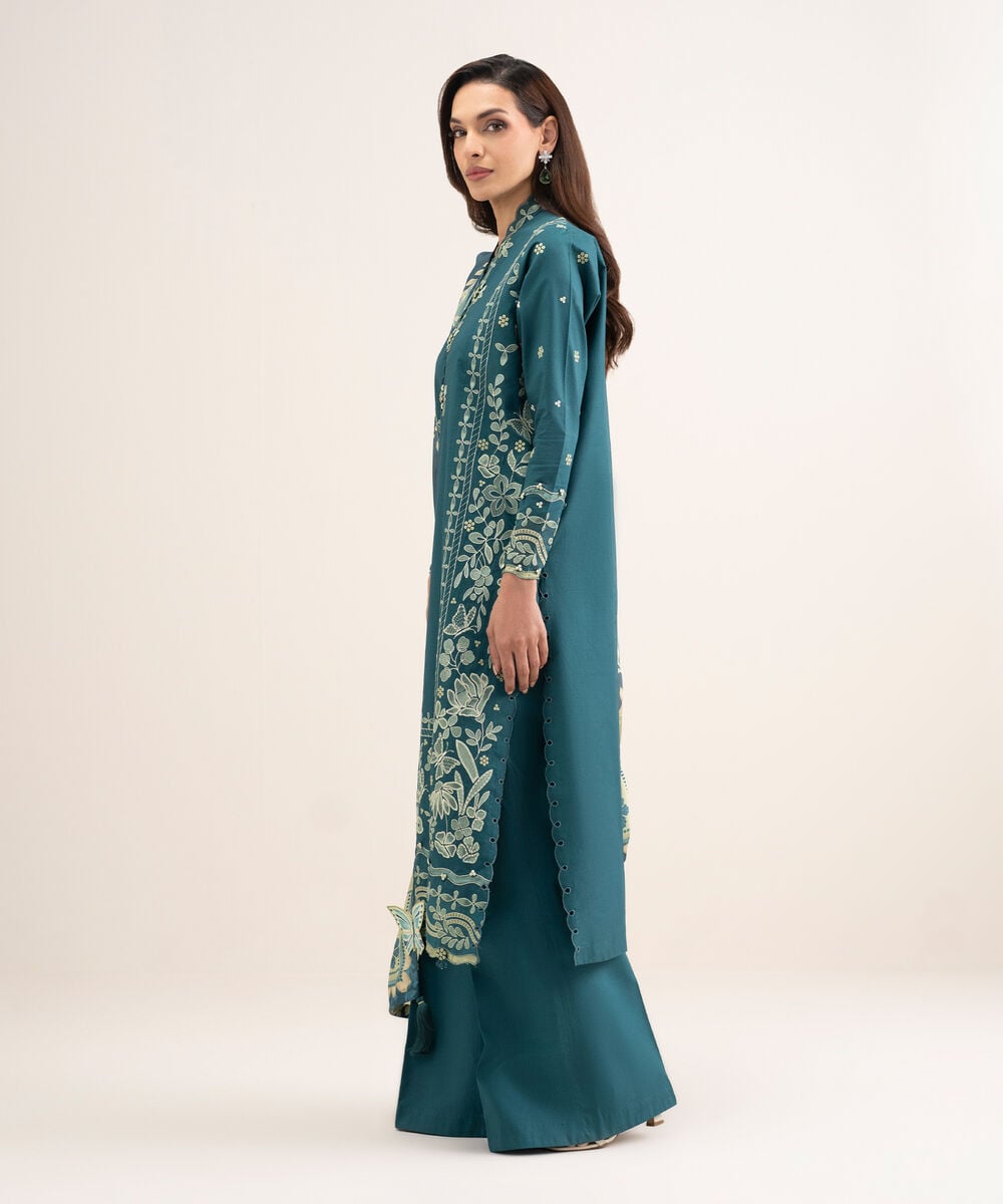 3 Piece - Embroidered Lawn Suit