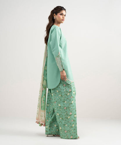 3 Piece - Embroidered Lawn Suit