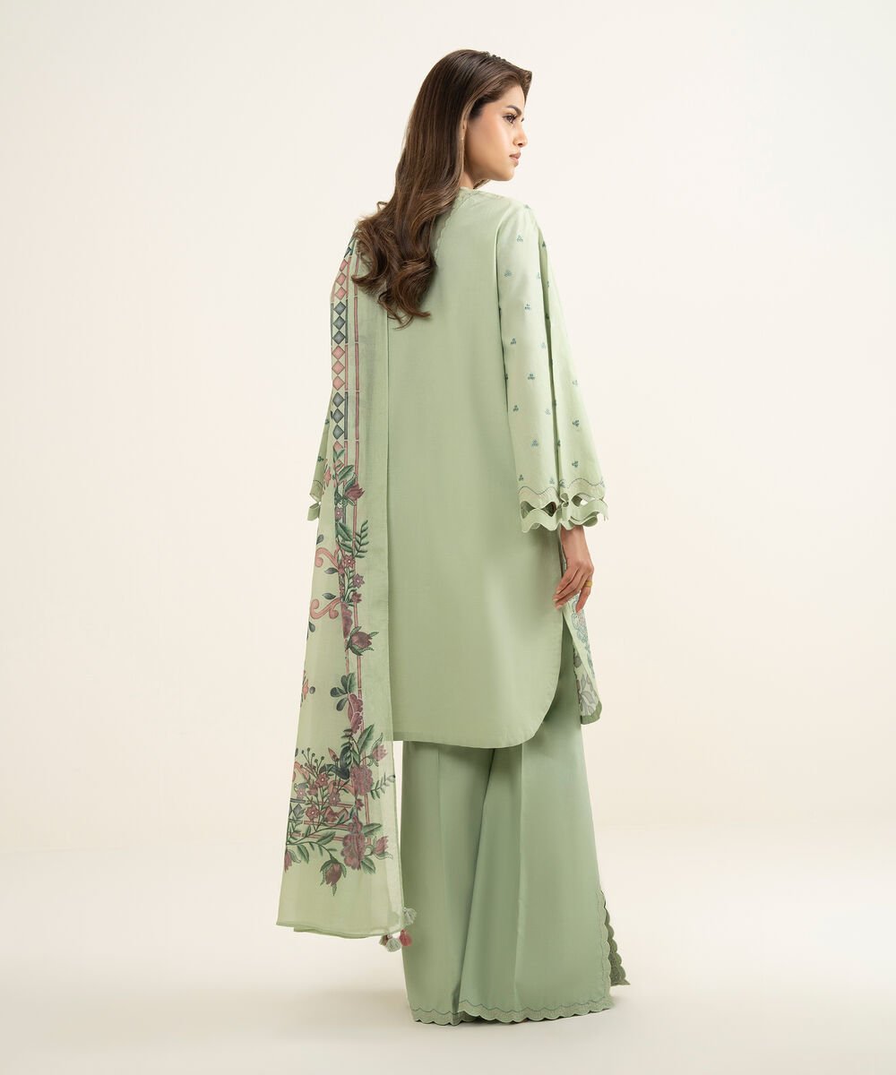 3 Piece - Embroidered Lawn Suit