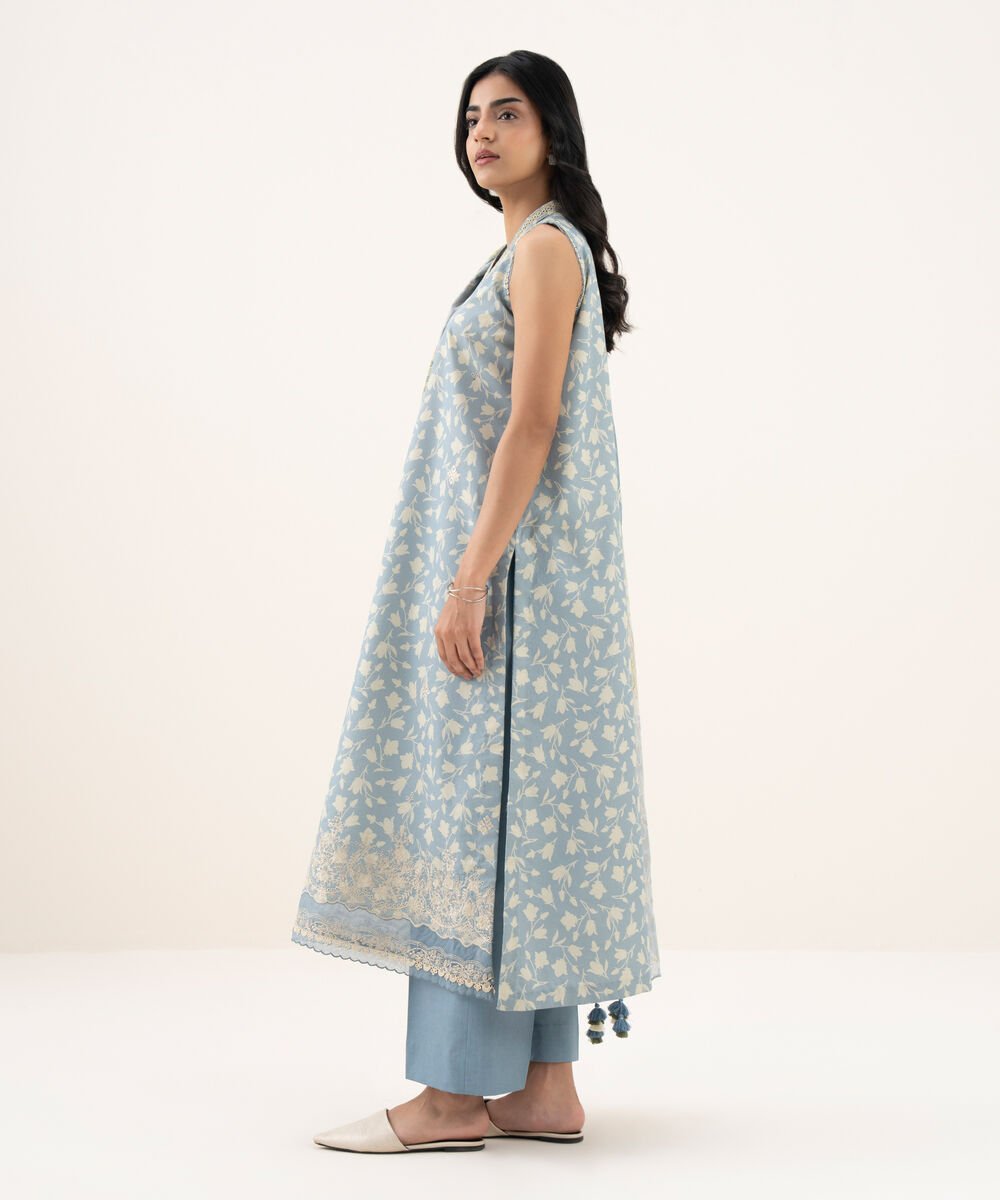 3 Piece - Embroidered Zari Lawn Suit