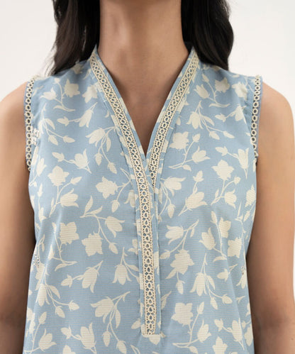 3 Piece - Embroidered Zari Lawn Suit