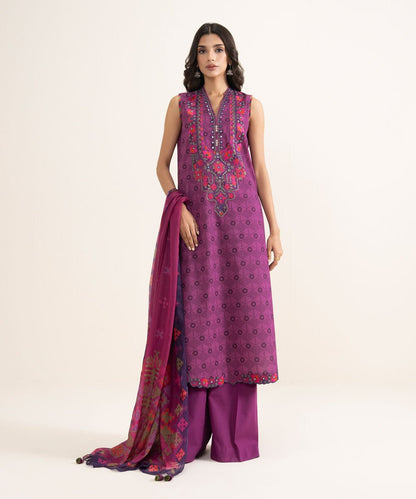 3 Piece - Embroidered Lawn Suit