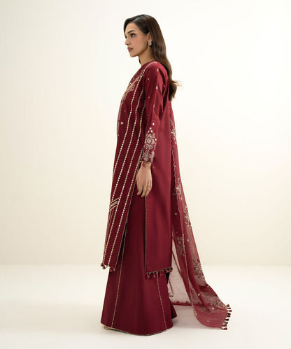 3 Piece - Embroidered Lawn Suit
