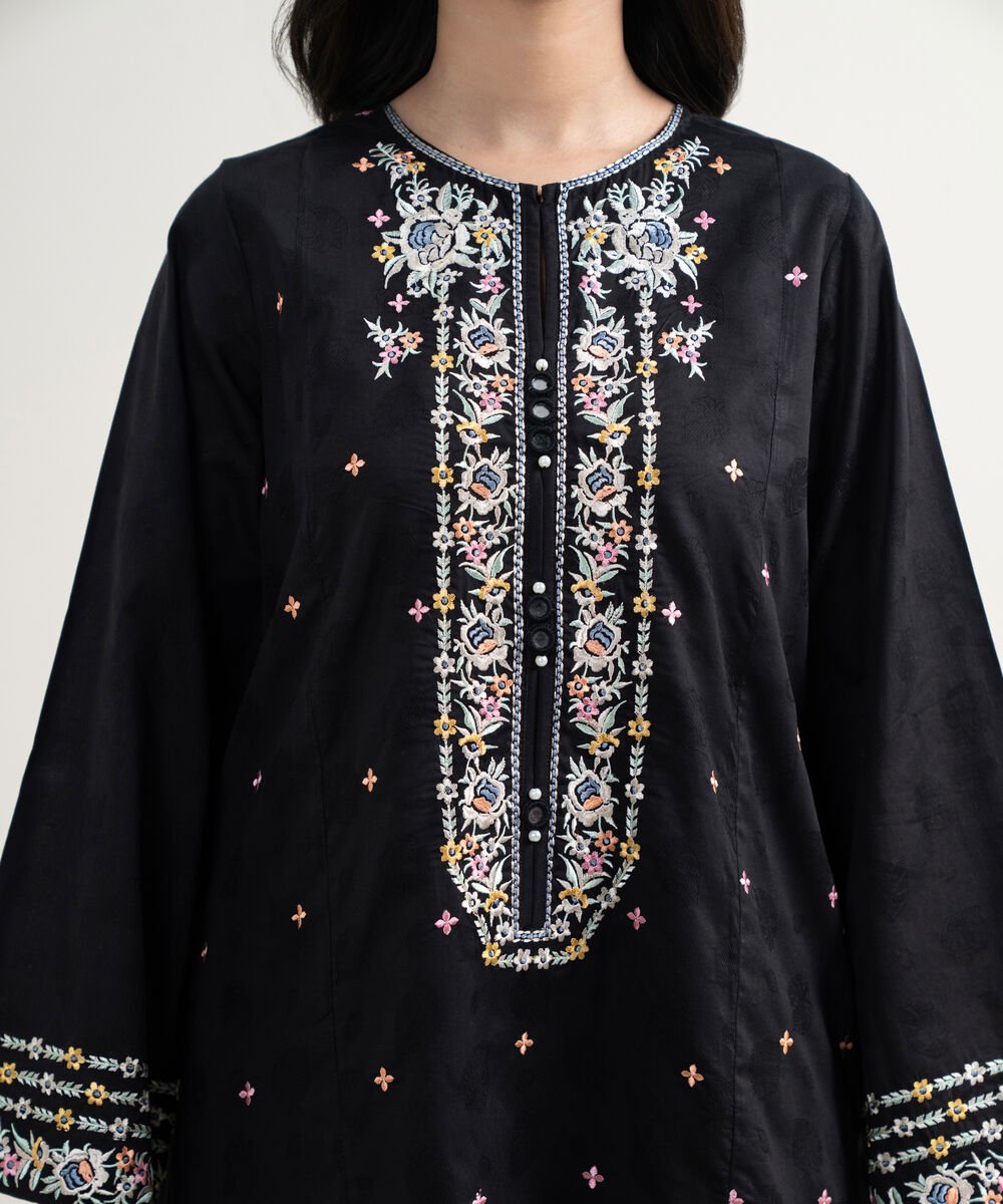 3 Piece - Embroidered Jacquard Suit