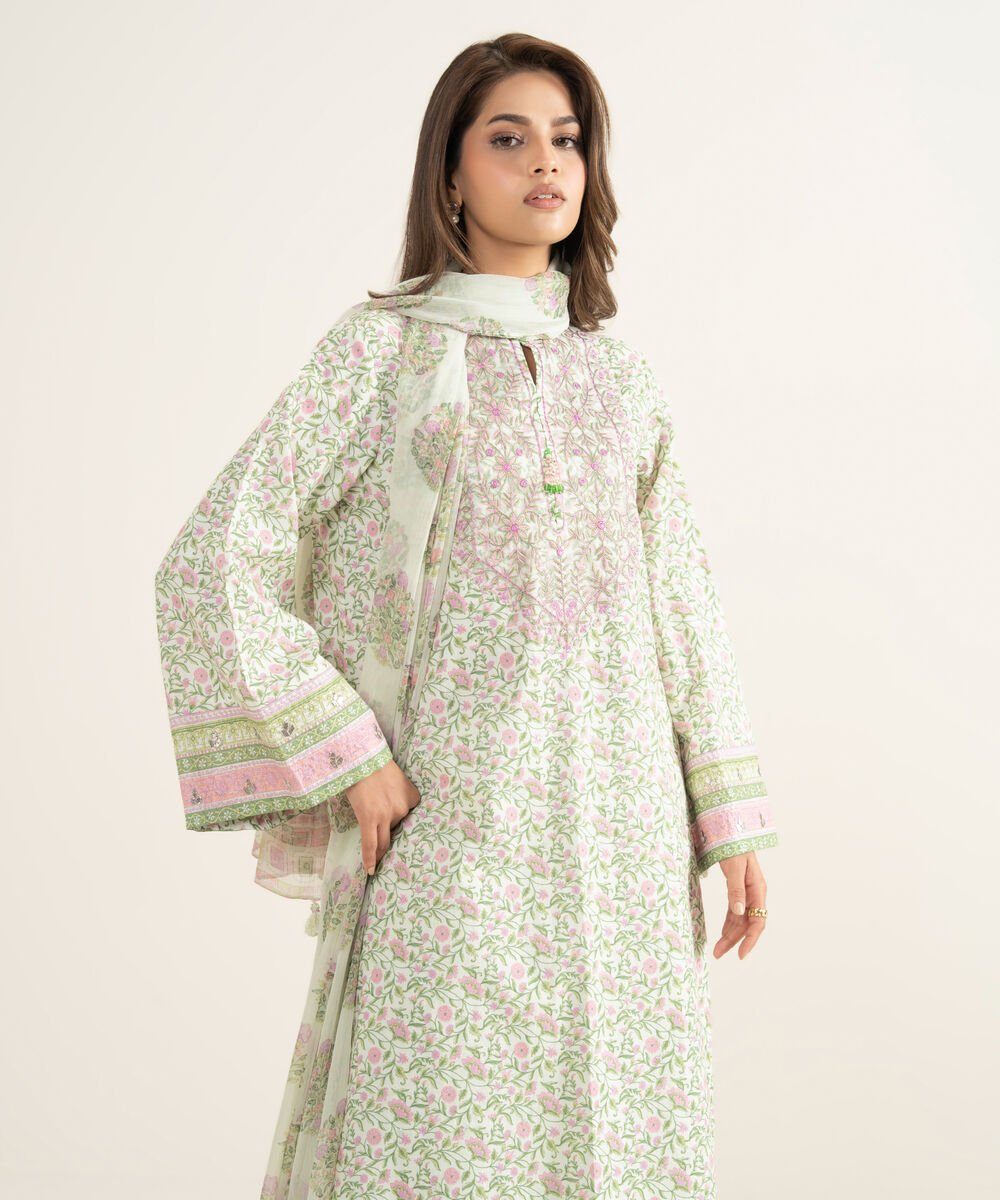 3 Piece - Embroidered Lawn Suit