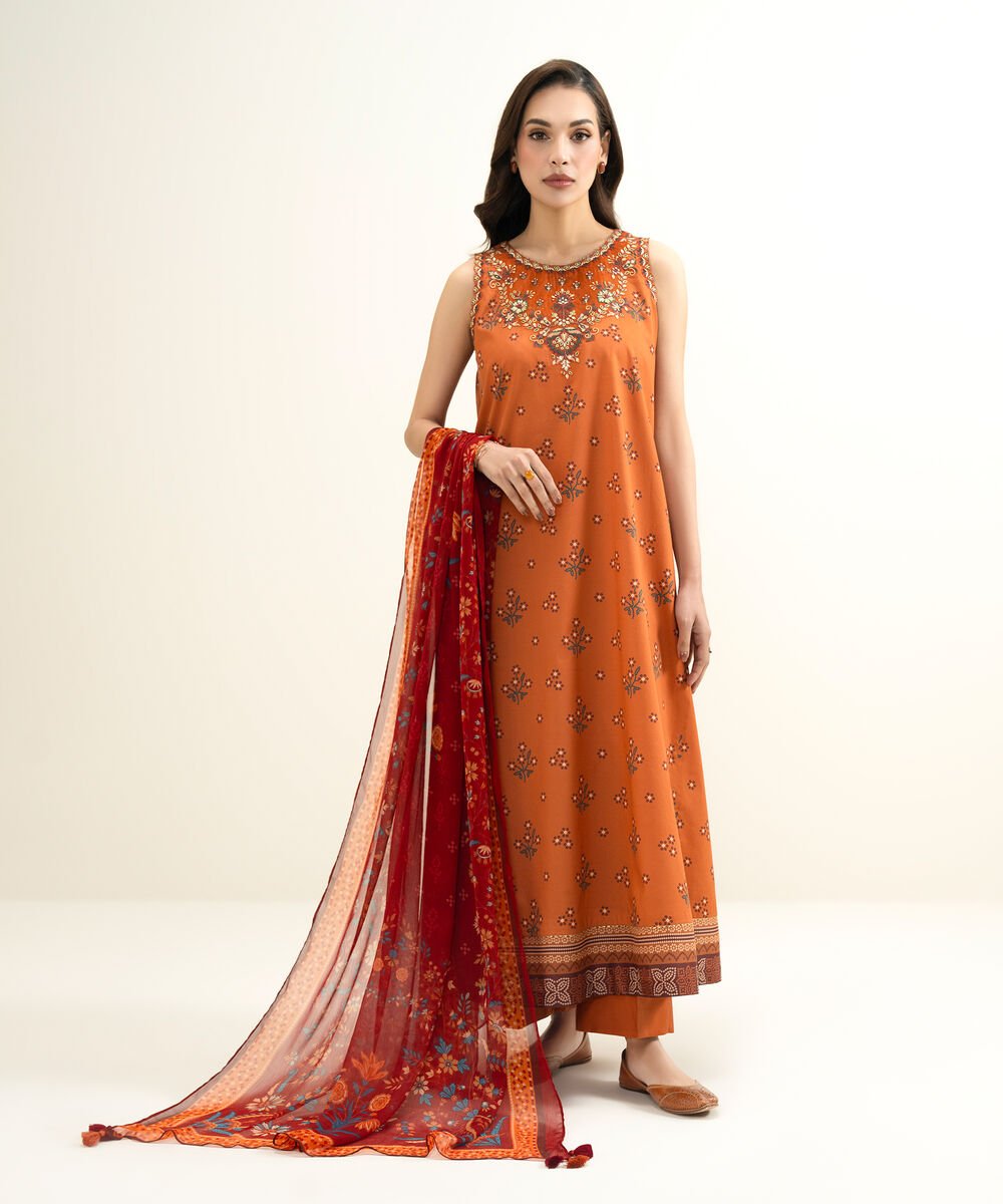3 Piece - Embroidered Lawn Suit