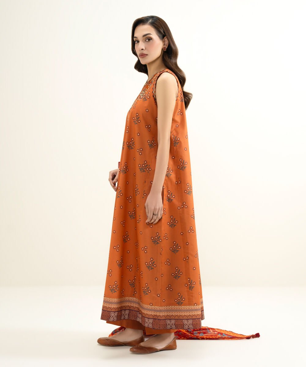 3 Piece - Embroidered Lawn Suit
