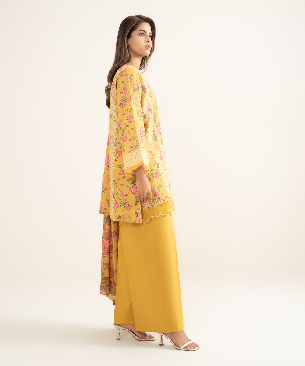 3 Piece - Embroidered Lawn Suit