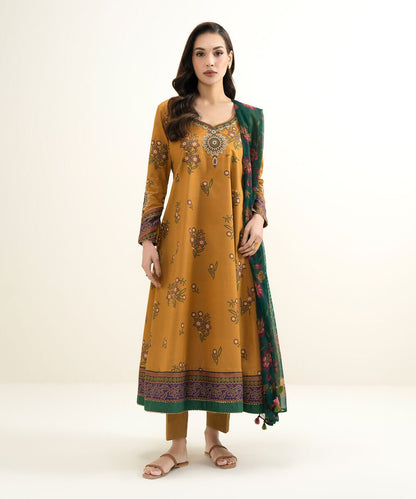 3 Piece - Embroidered Lawn Suit