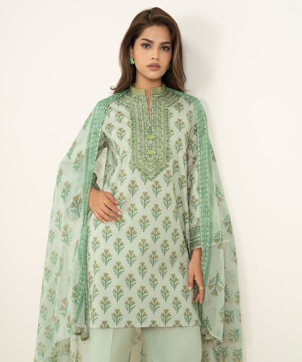 3 Piece - Embroidered Lawn Suit