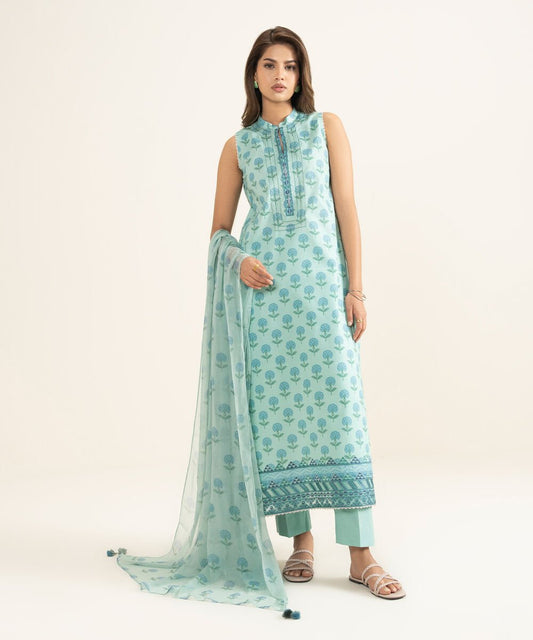 3 Piece - Embroidered Lawn Suit