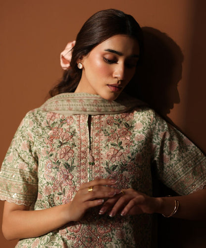 3 Piece - Embroidered Lawn Suit