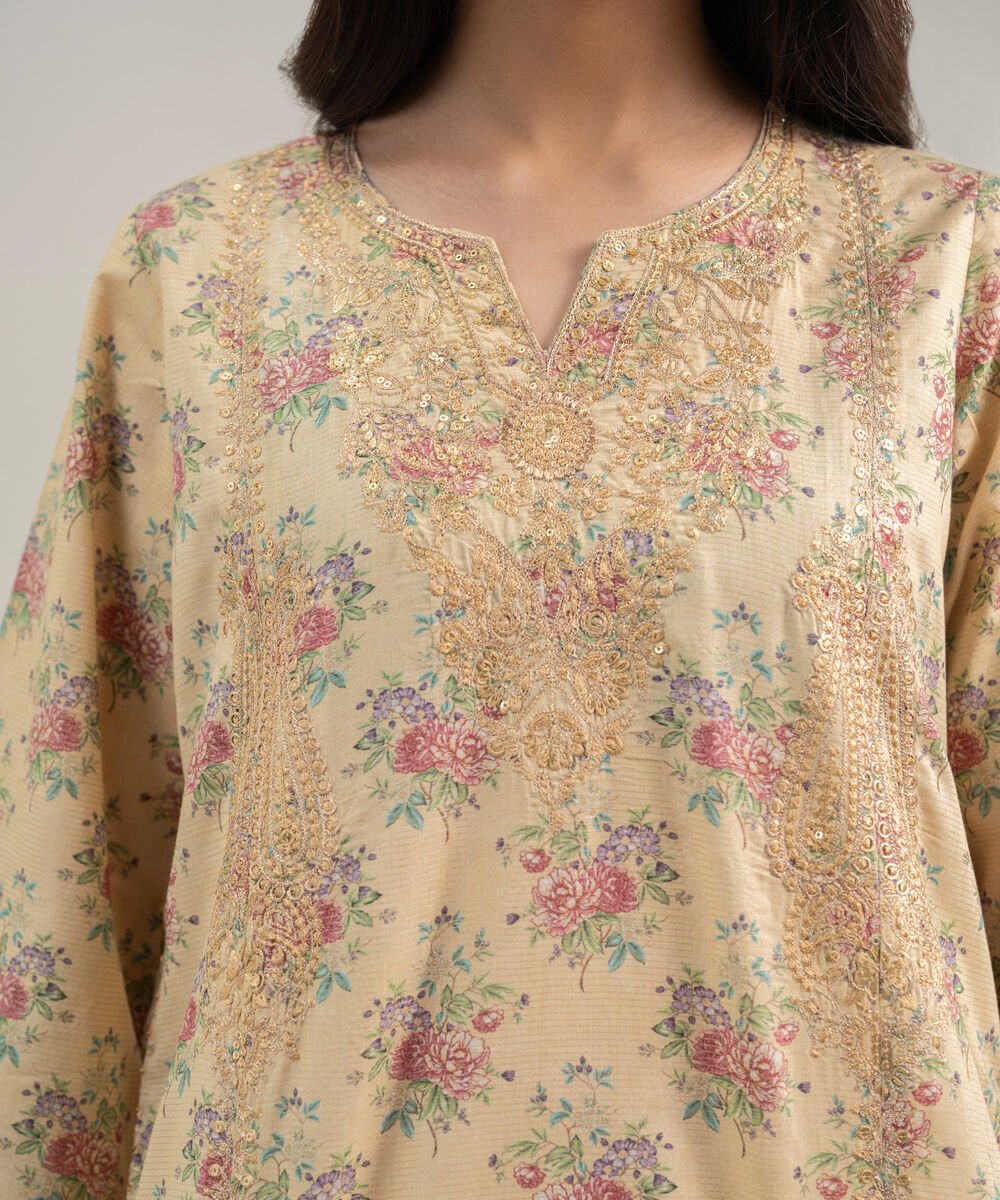 3 Piece - Embroidered Zari Lawn Suit